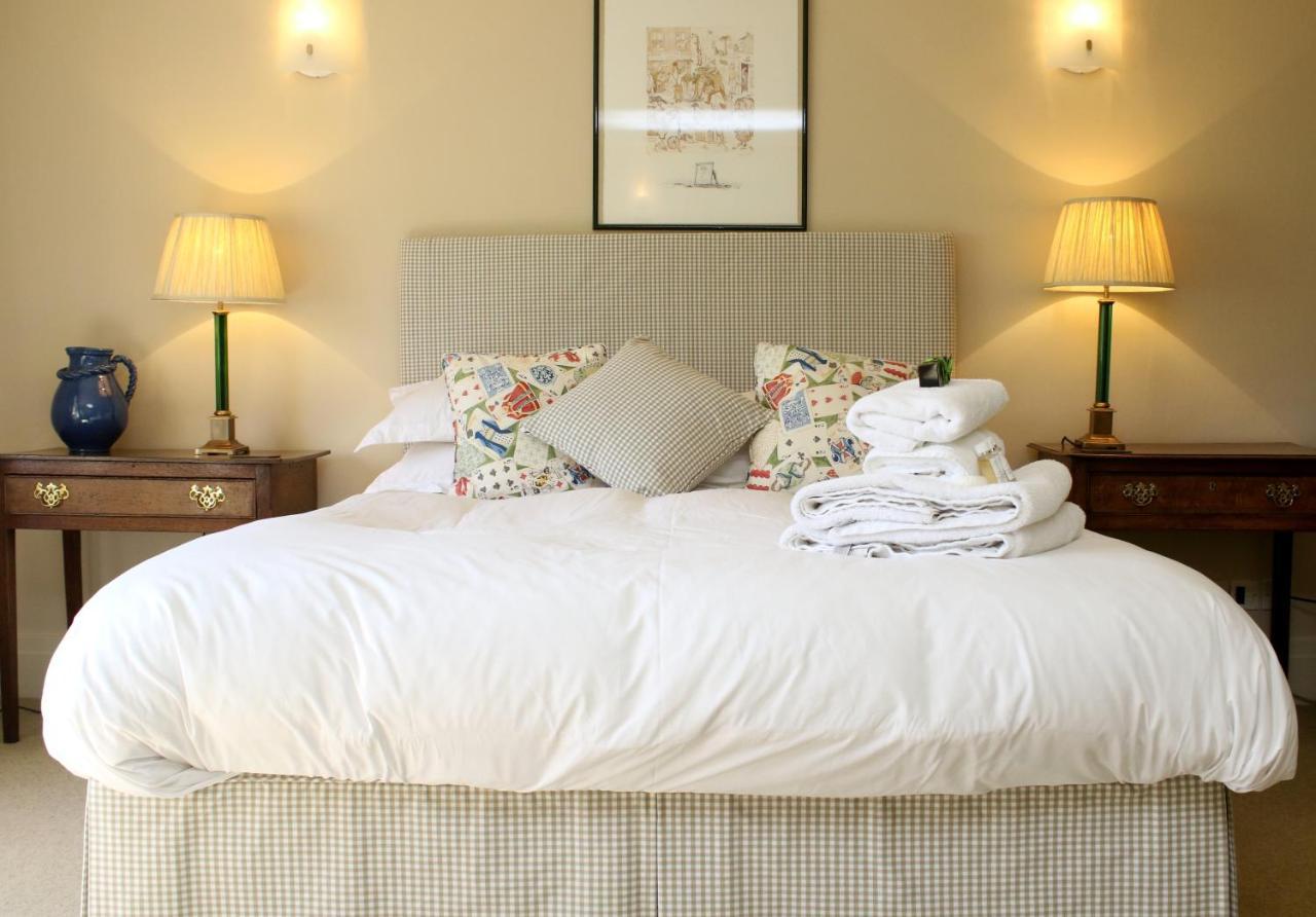 Aylworth Manor Bed and Breakfast Naunton Buitenkant foto