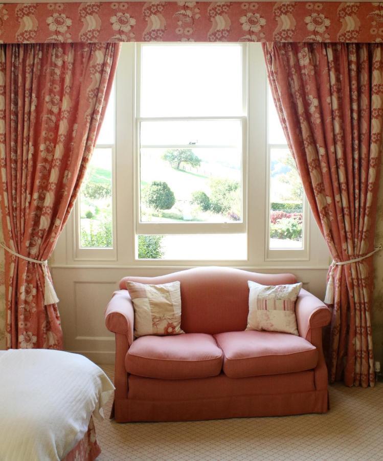 Aylworth Manor Bed and Breakfast Naunton Buitenkant foto