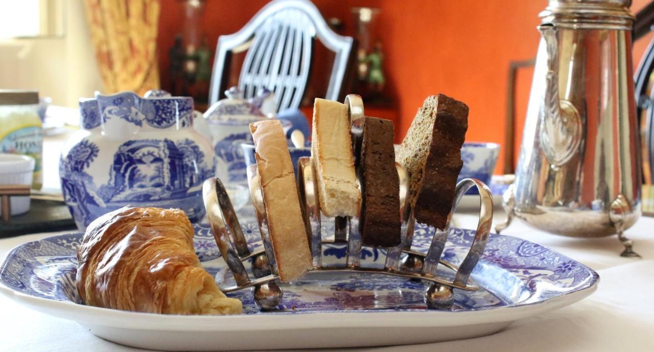 Aylworth Manor Bed and Breakfast Naunton Buitenkant foto