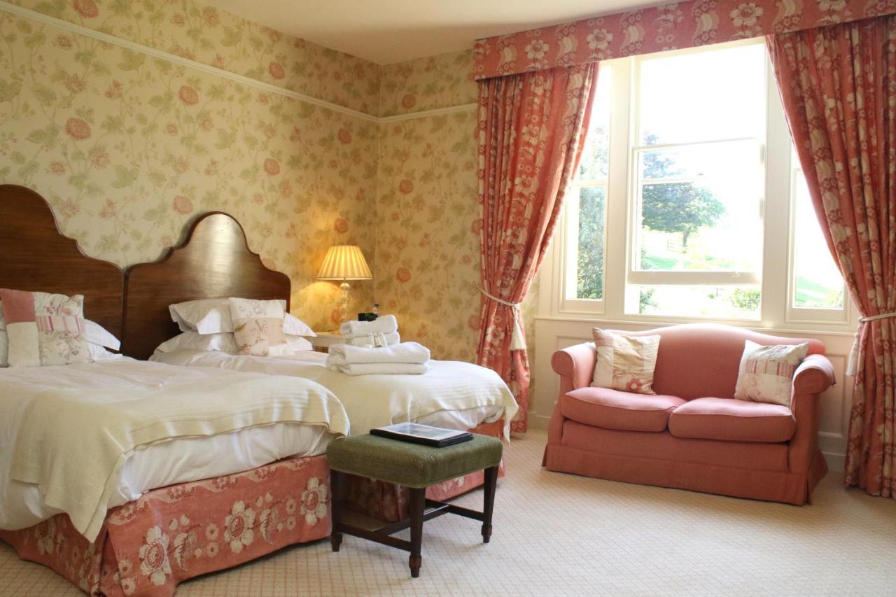 Aylworth Manor Bed and Breakfast Naunton Buitenkant foto