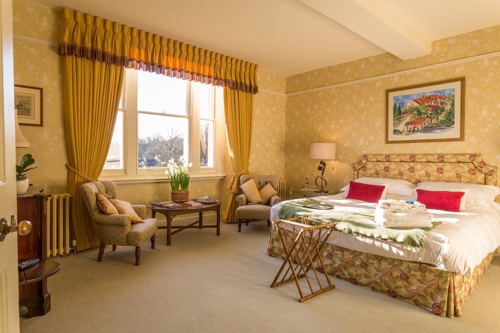 Aylworth Manor Bed and Breakfast Naunton Buitenkant foto