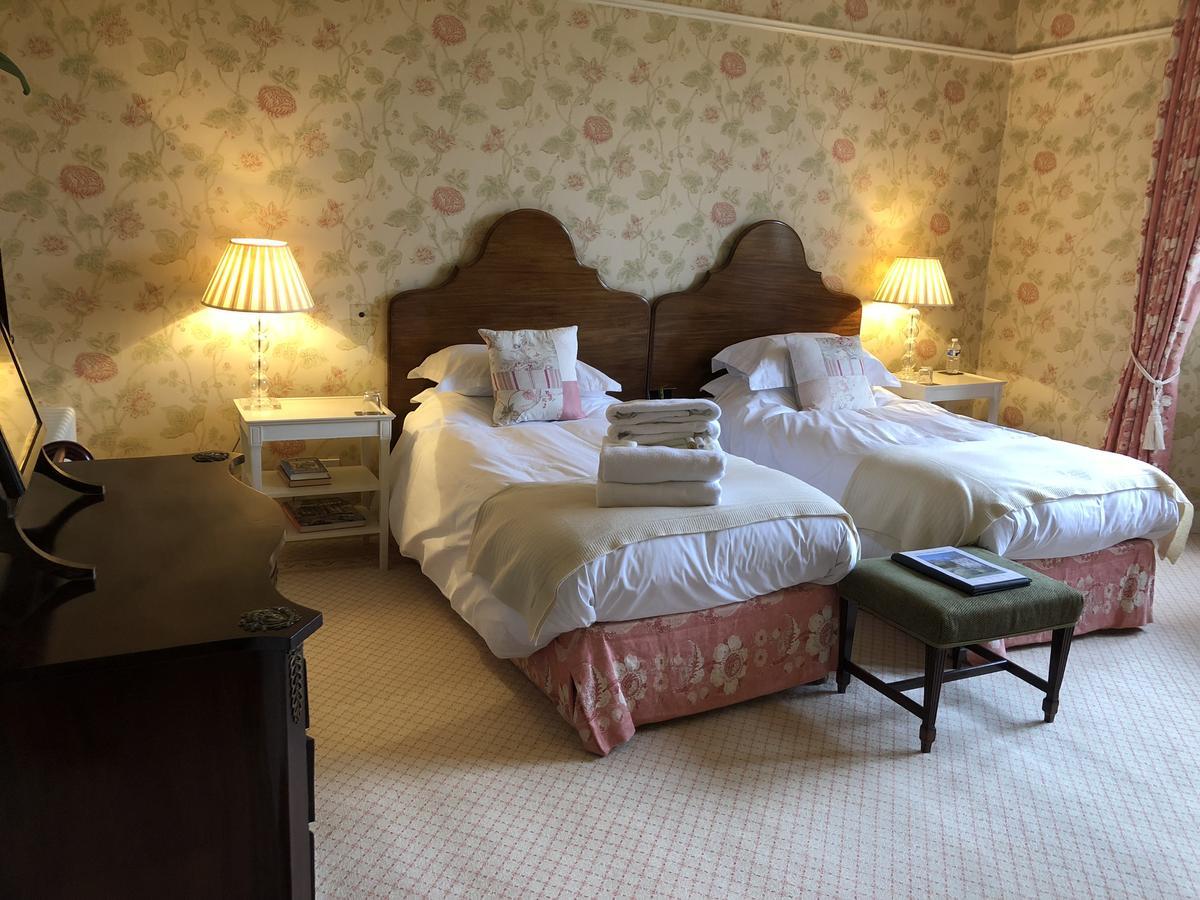 Aylworth Manor Bed and Breakfast Naunton Buitenkant foto