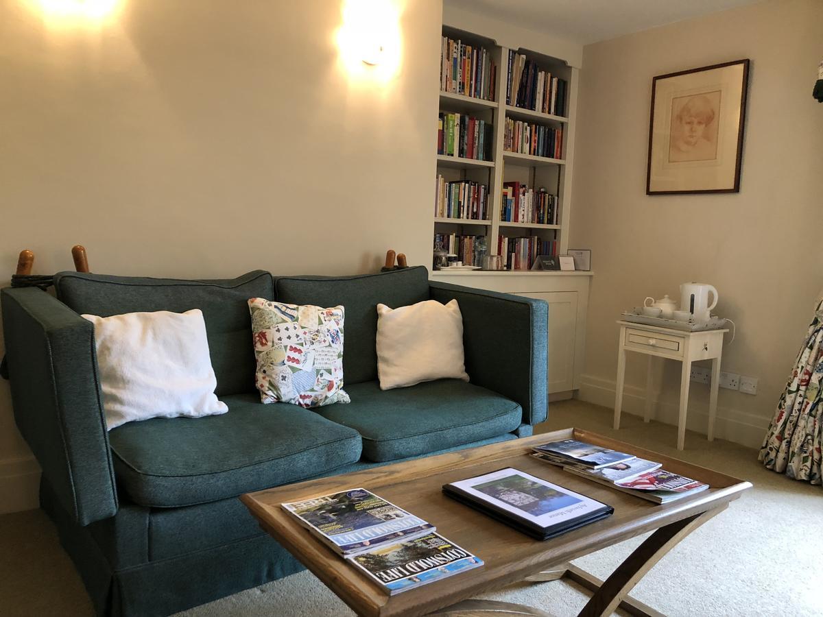 Aylworth Manor Bed and Breakfast Naunton Buitenkant foto