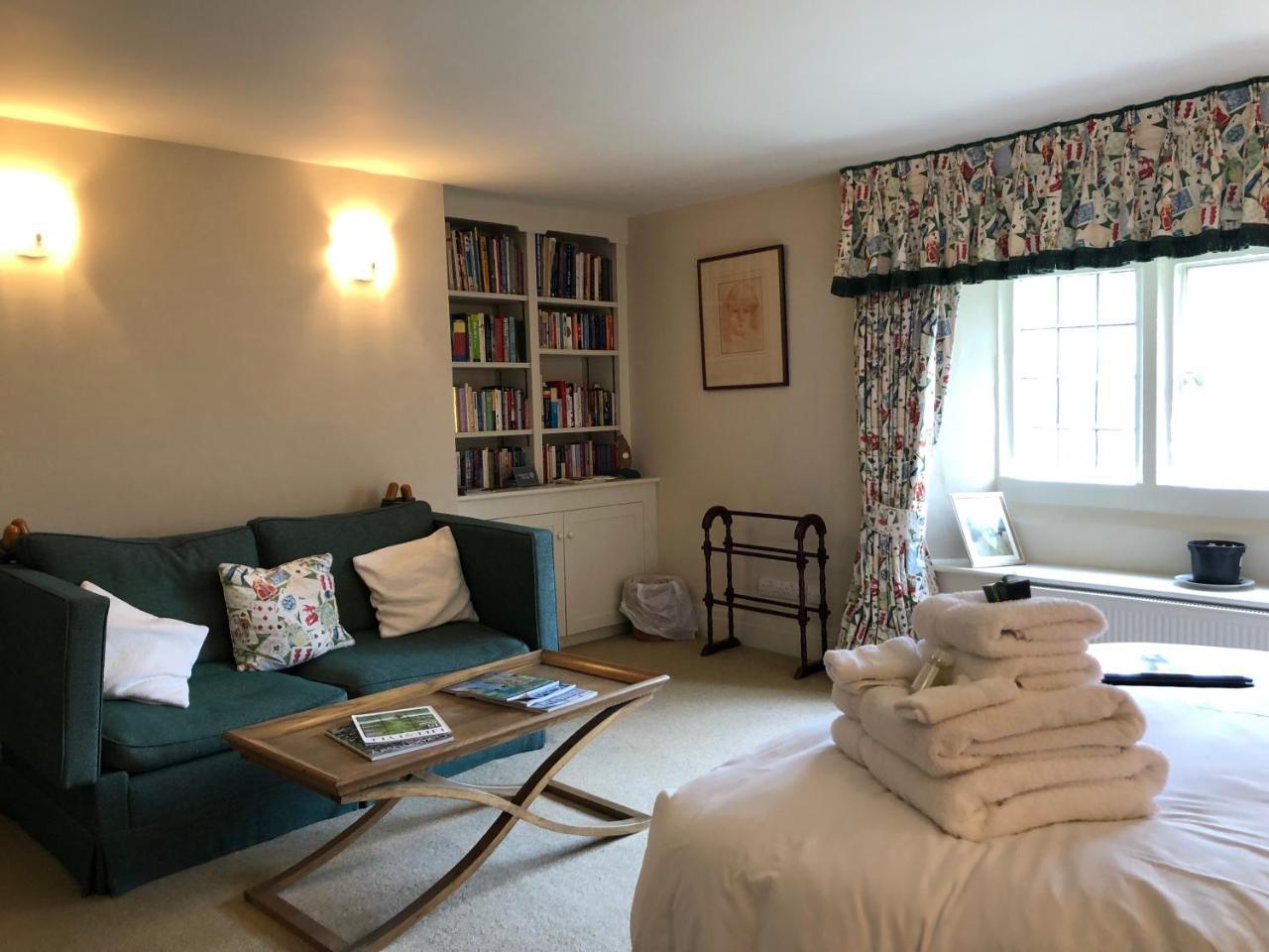 Aylworth Manor Bed and Breakfast Naunton Buitenkant foto